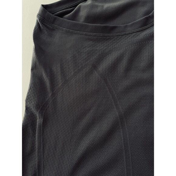 ~ Athleta 1X Momentum Purple Seamless Tank Racerback, removable cups, stretch! - Picture 11 of 13